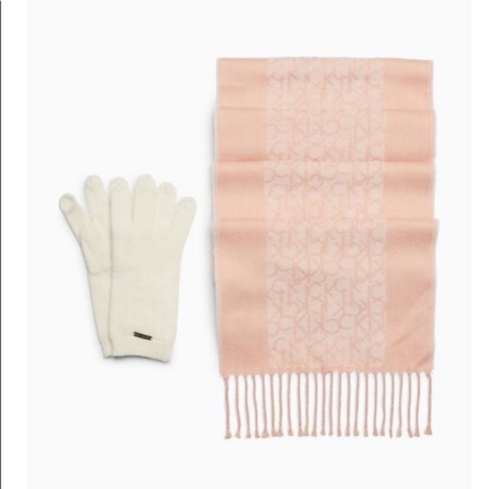 NWT Calvin Klein Scarf